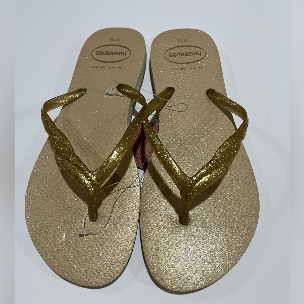 Havaianas NWOT golf summer flat sandals resort Sz 11/23